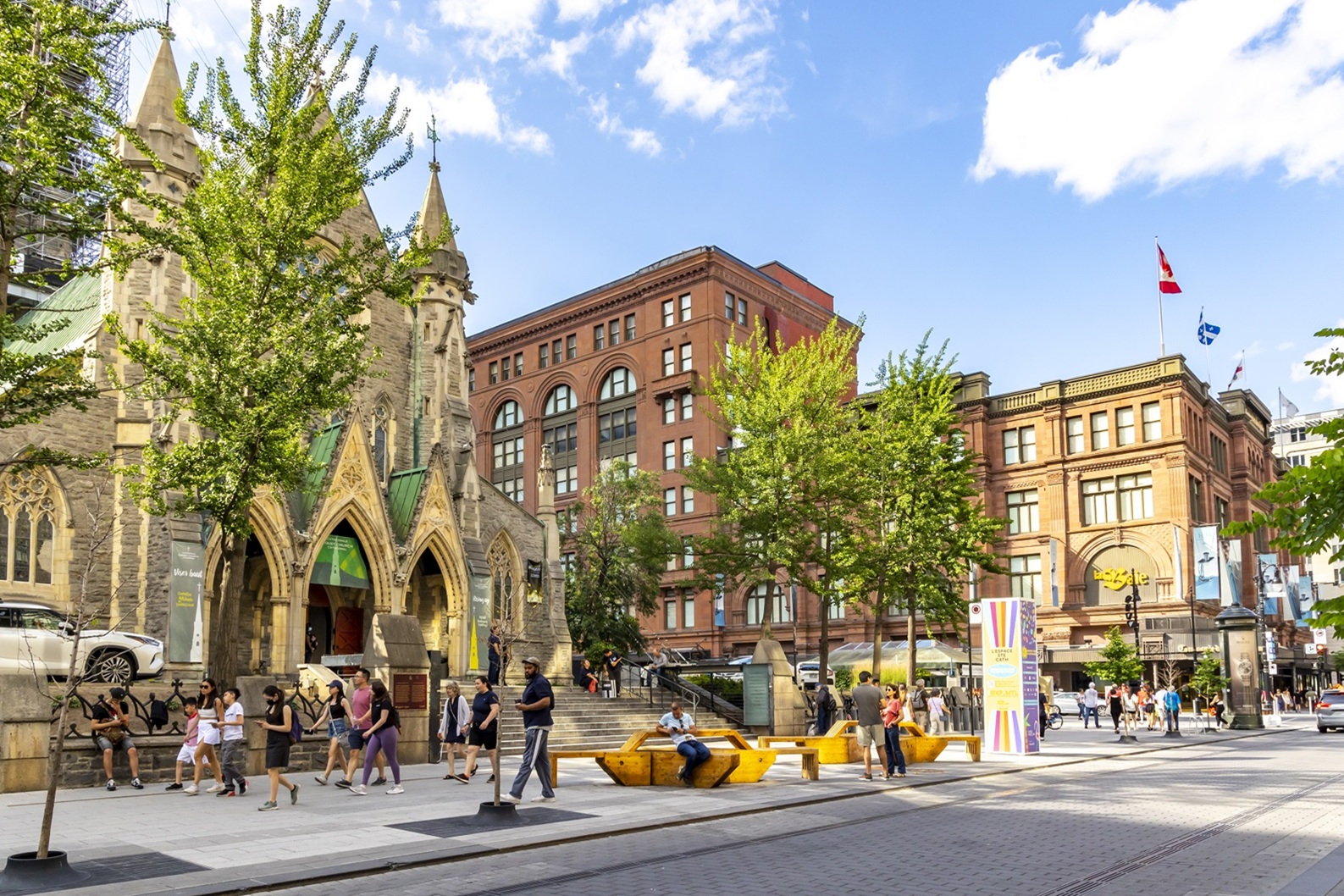 Image of the Christ Church Cathedral - Sainte Catherine Street